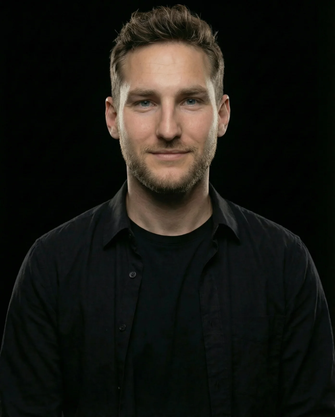 Gedeon Drapák - Founder & Director